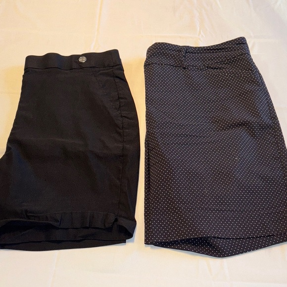 Black and Polka Dot Short Set of 2 - Picture 1 of 14